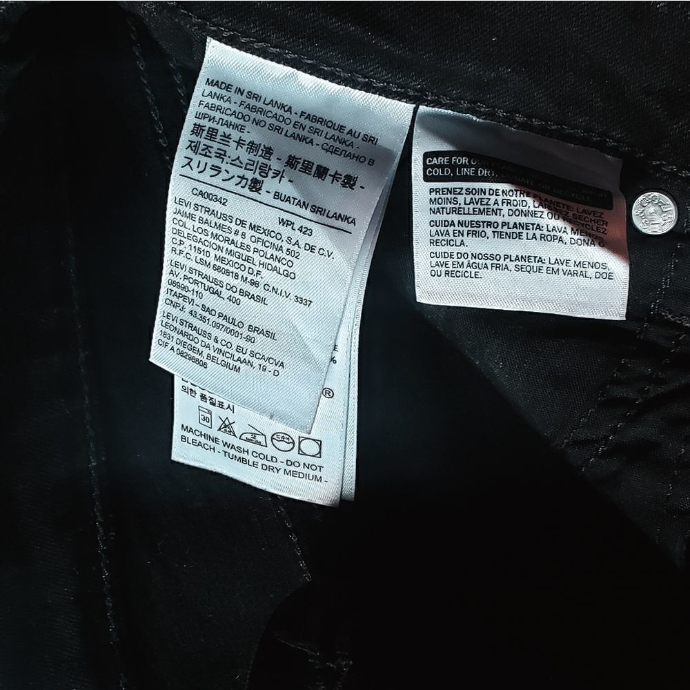 Levi’s 711 Jeans - Picture 6 of 7